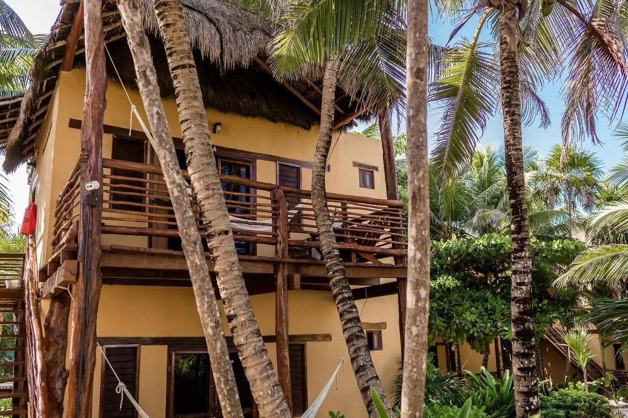 HIP HOTEL By Ana y José Tulum