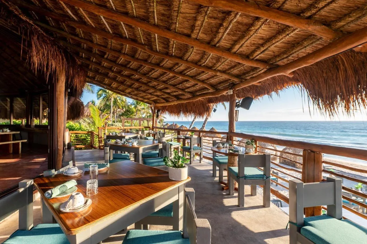 HIP HOTEL By Ana y José Tulum