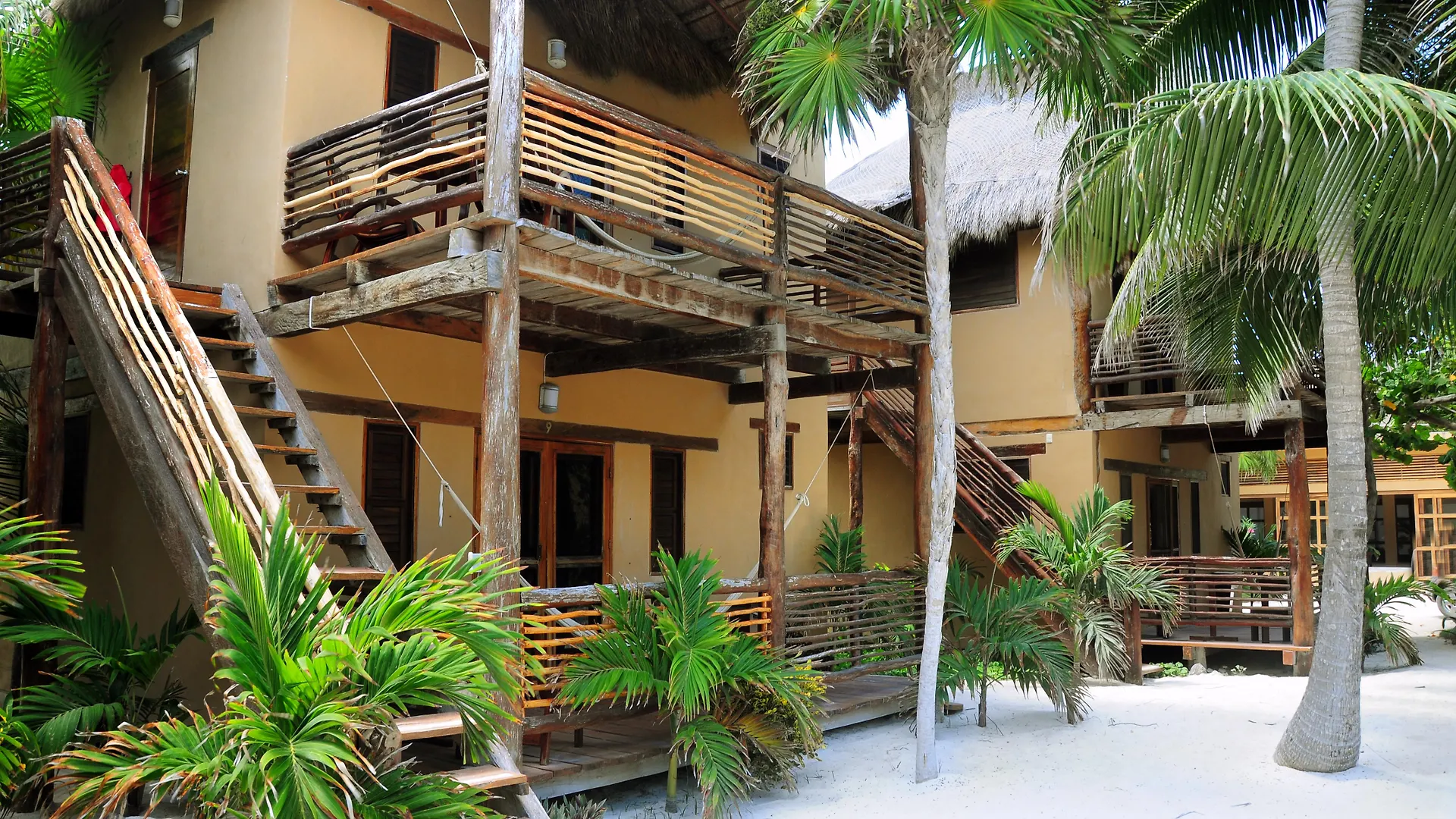 HIP HOTEL By Ana y José Tulum