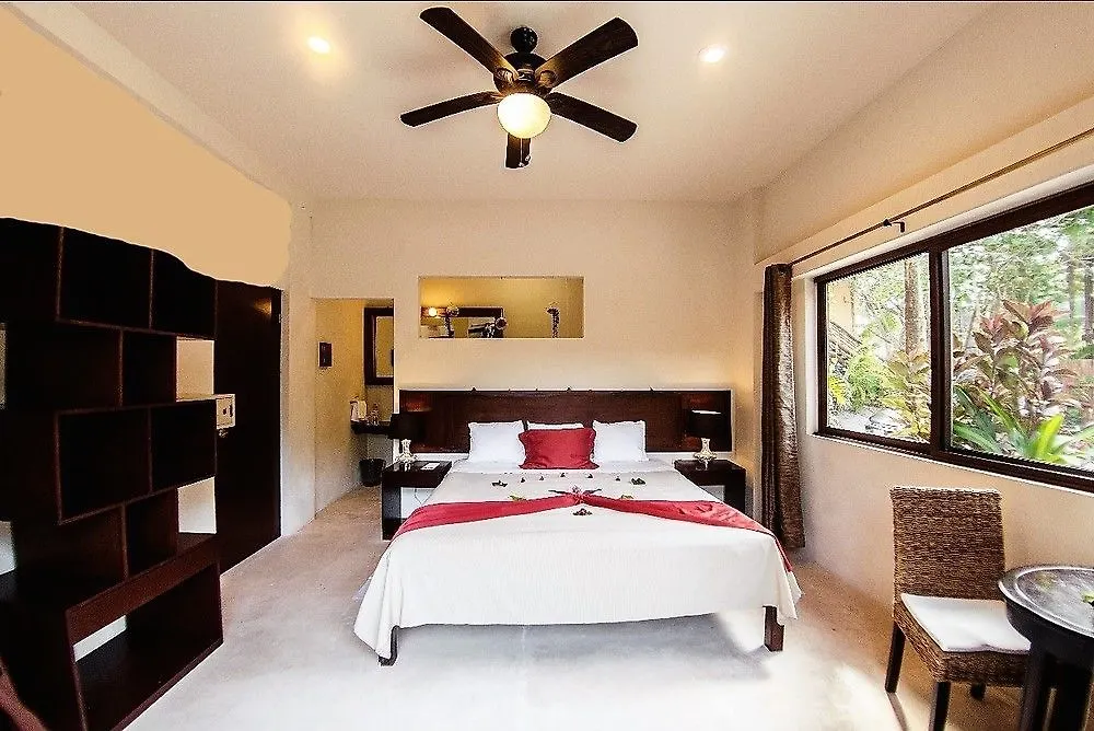 HIP HOTEL By Ana y José Tulum