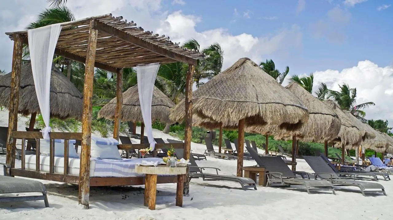 HIP HOTEL By Ana y José Tulum México