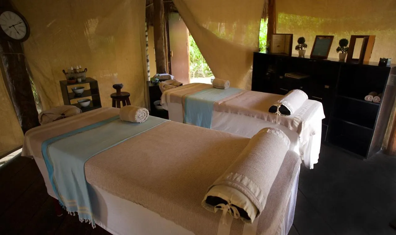 HIP HOTEL By Ana y José Tulum