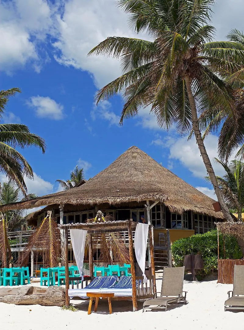 HIP HOTEL By Ana y José Tulum